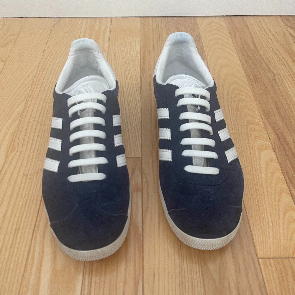 Women's Navy Suede Adidas Gazelle Size 7.5 - Picture 2 of 7